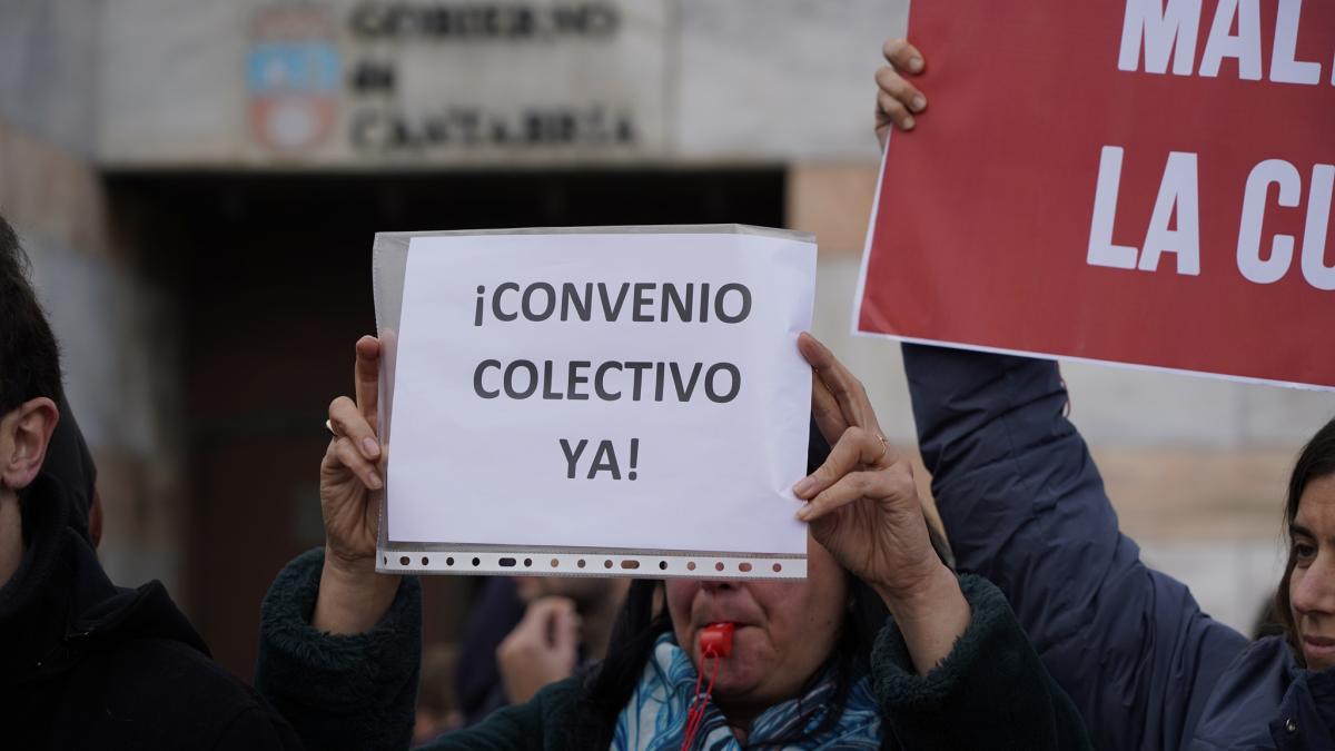 Detalle de la concentración en el Palacio de Festivales