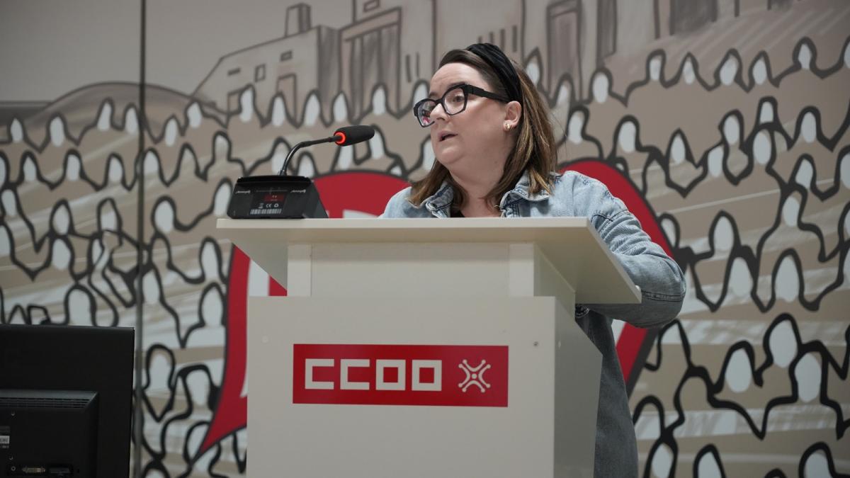 Rosa Mantecón, secretaria general de CCOO de Cantabria