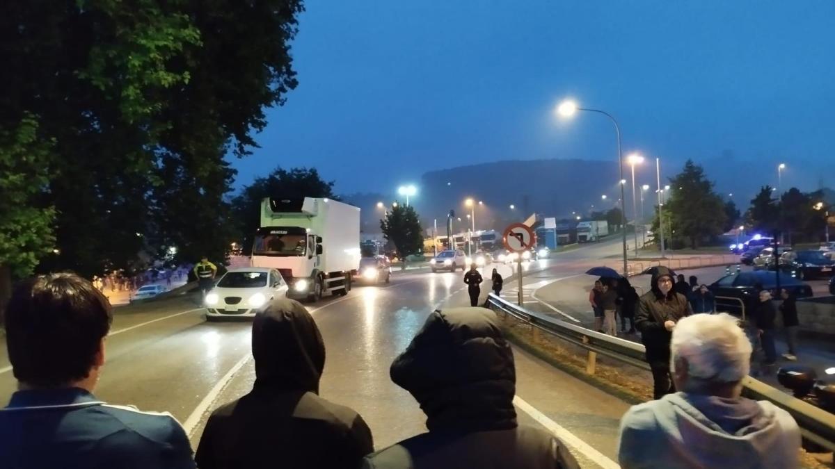 La primera jornada de la huelga del metal ha tenido un seguimiento del 90%