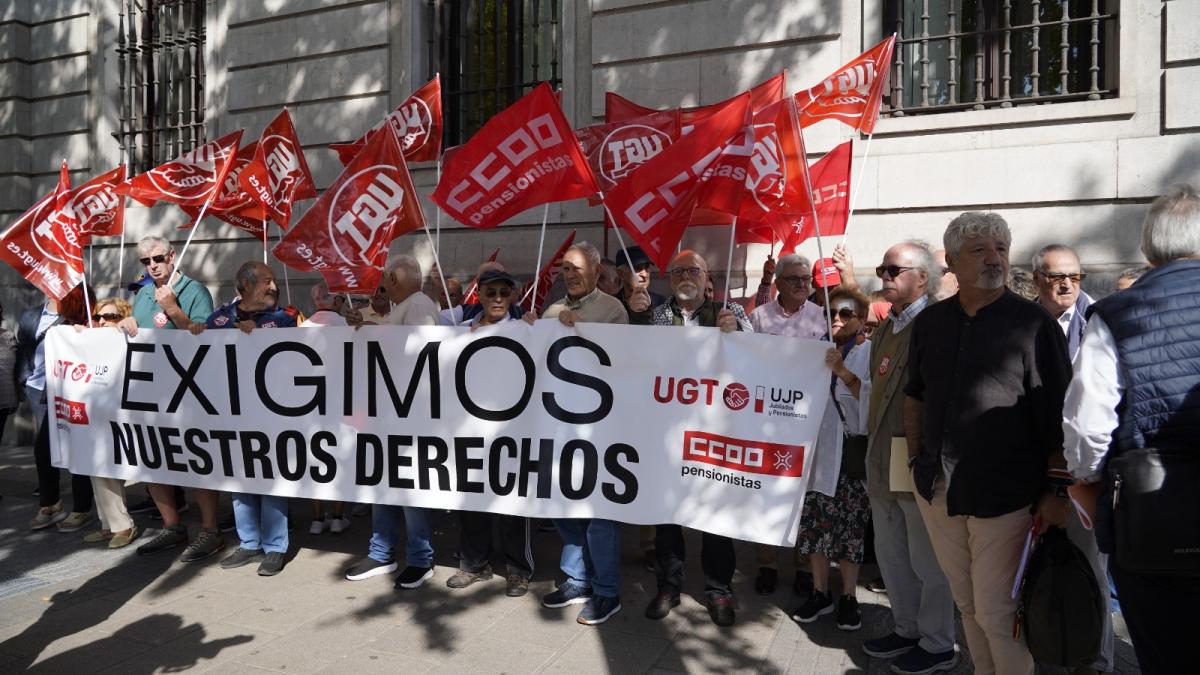 Concentración por el Día de las Personas Mayores