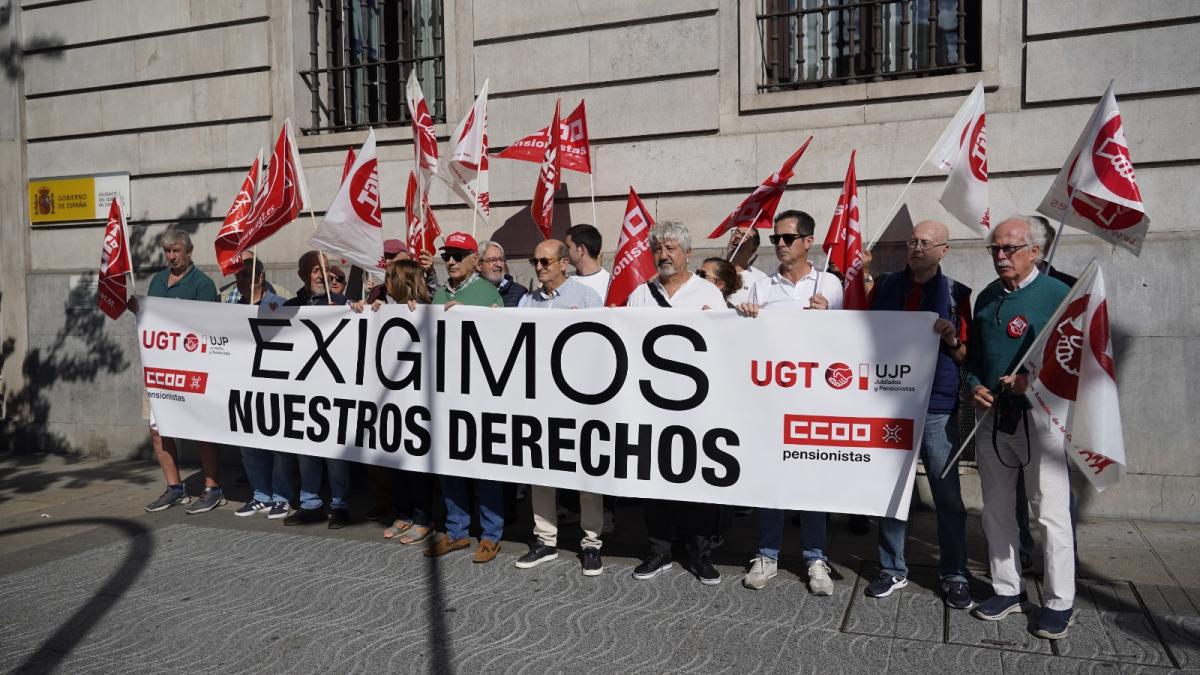 Concentracin por el Da Internacional de las Personas Mayores.