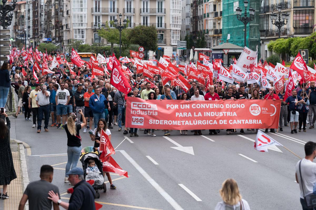 Manifestación del sector del metal en Santander.